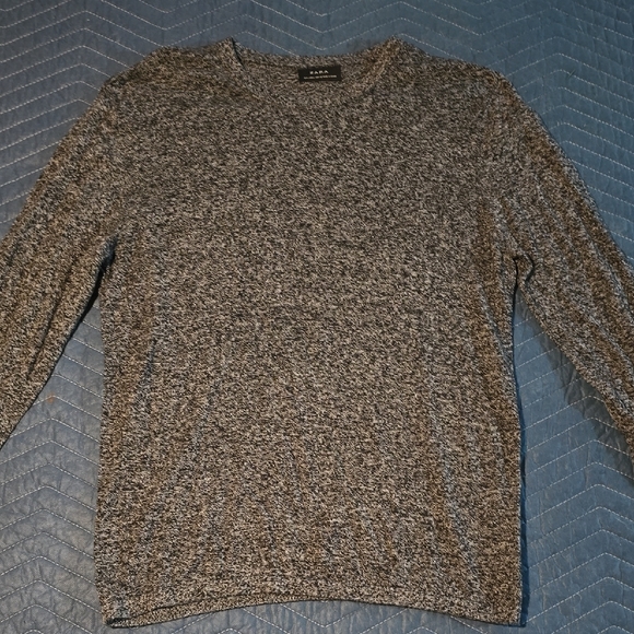 Zara Men's V-Neck Sweater in Gray - Picture 1 of 1
